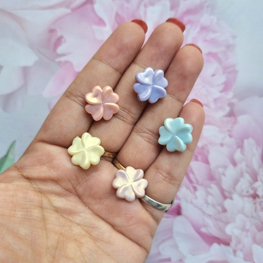 Acrylic Metallic Shade Flower (Clover) Beads