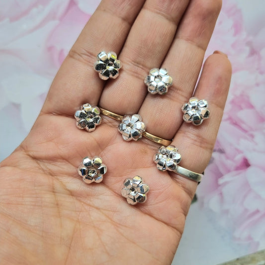 CCB Plastic Flower Beads, Silver