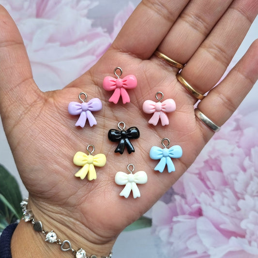 Resin Charms - Mini Bow