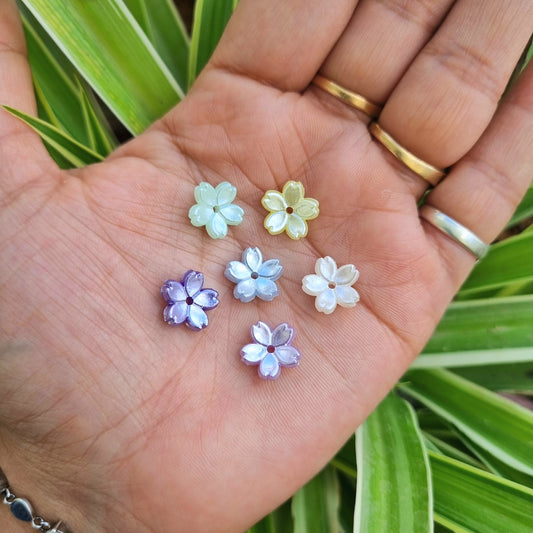 Acrylic Pearlish Colorful Flower Caps
