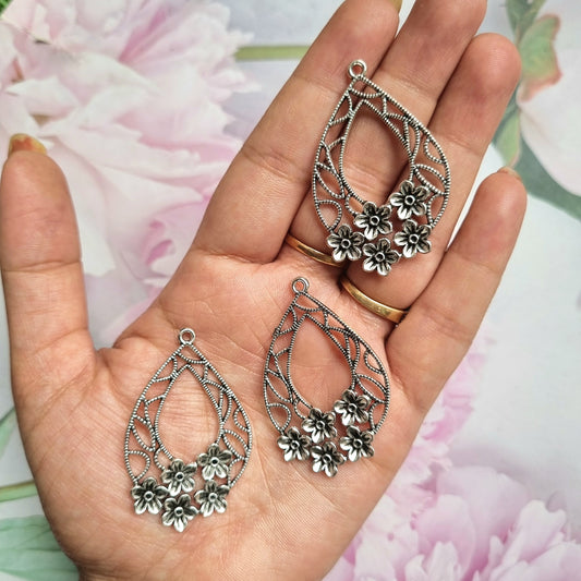 Metal Charms - Flower Pendent