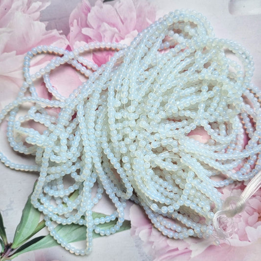 Glass Beads 4mm (Rogini / Opal)