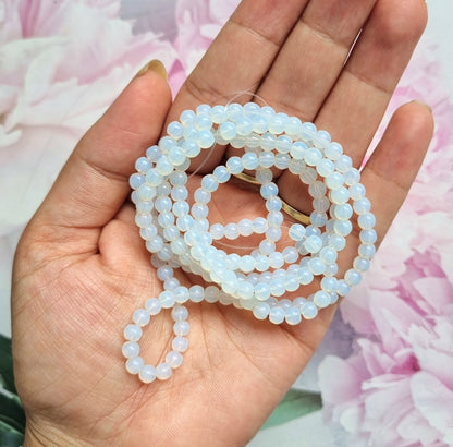 Glass Beads 4mm (Rogini / Opal)
