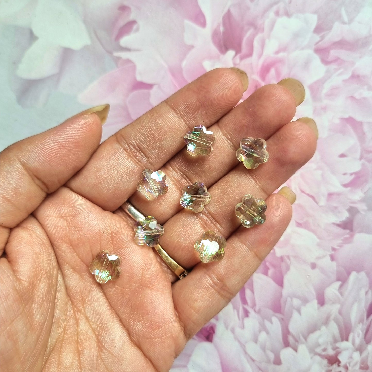 Glass Beads - Faceted Flower
