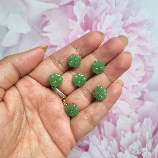 Glass Beads - Clover Flower
