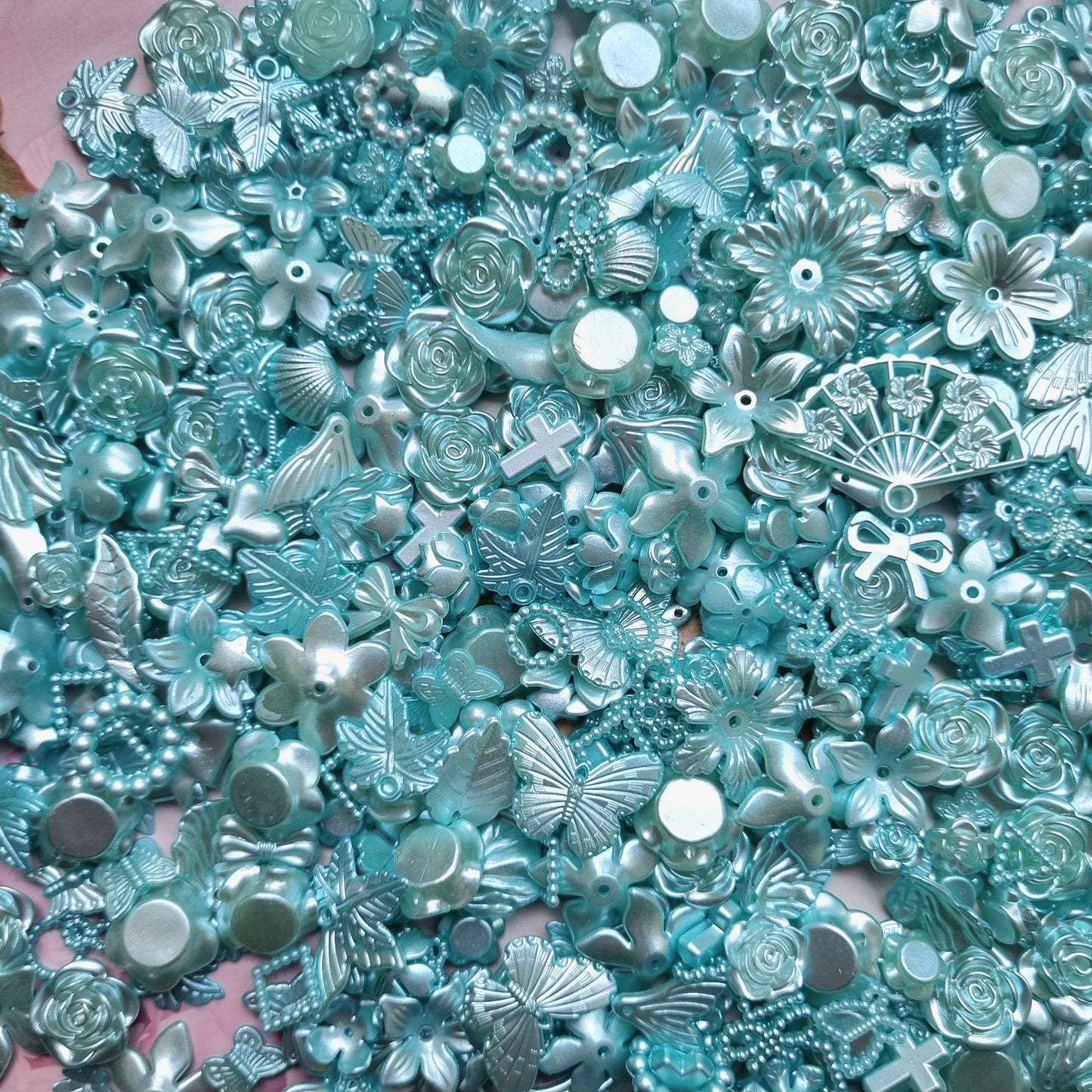 Pearlish Beads Soup - Sky Blue