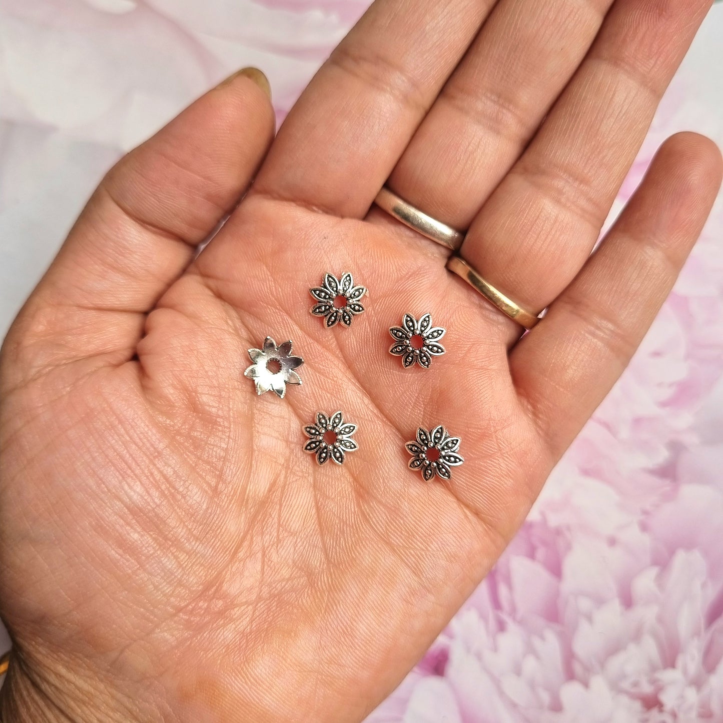 Metal Beads - Flower caps 08