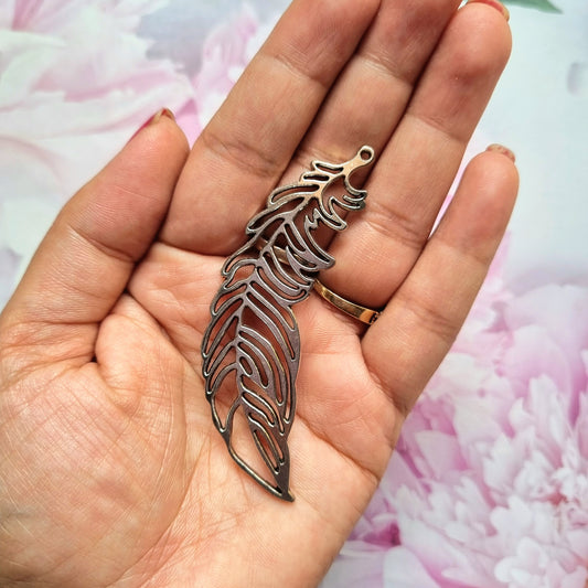 Metal Pendent - Feather