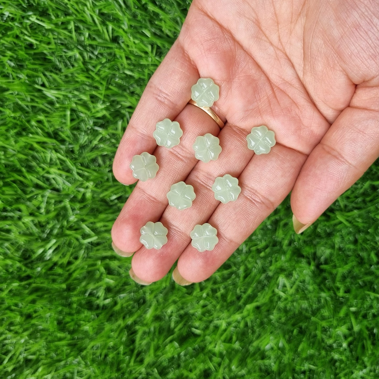 Glass Clover Flower Beads