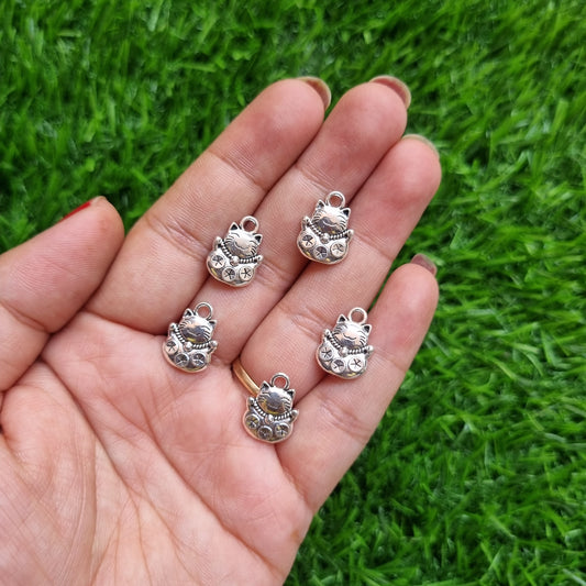 Metal Charm - Lucky Cat