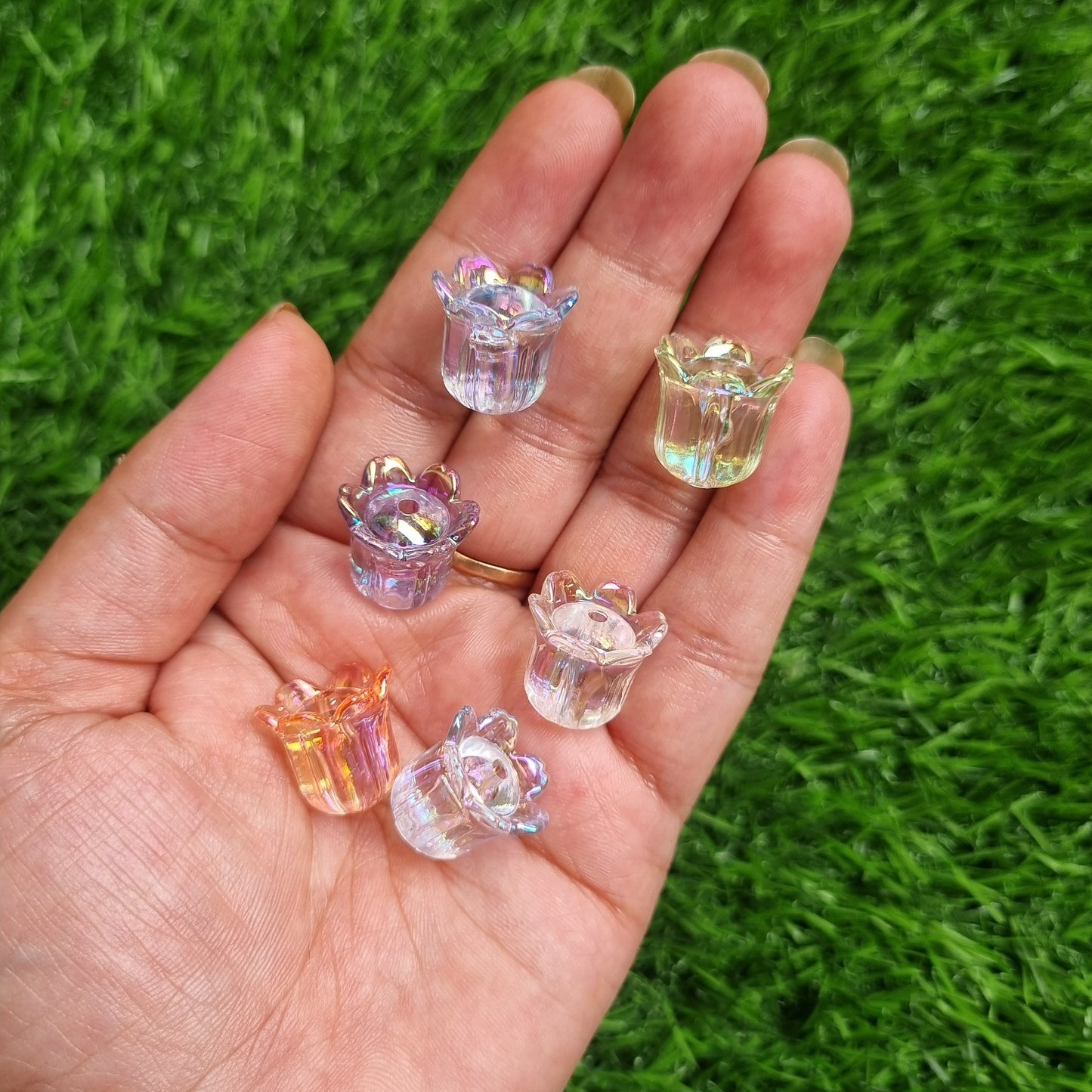UV Plated Iridescent Flower Beads