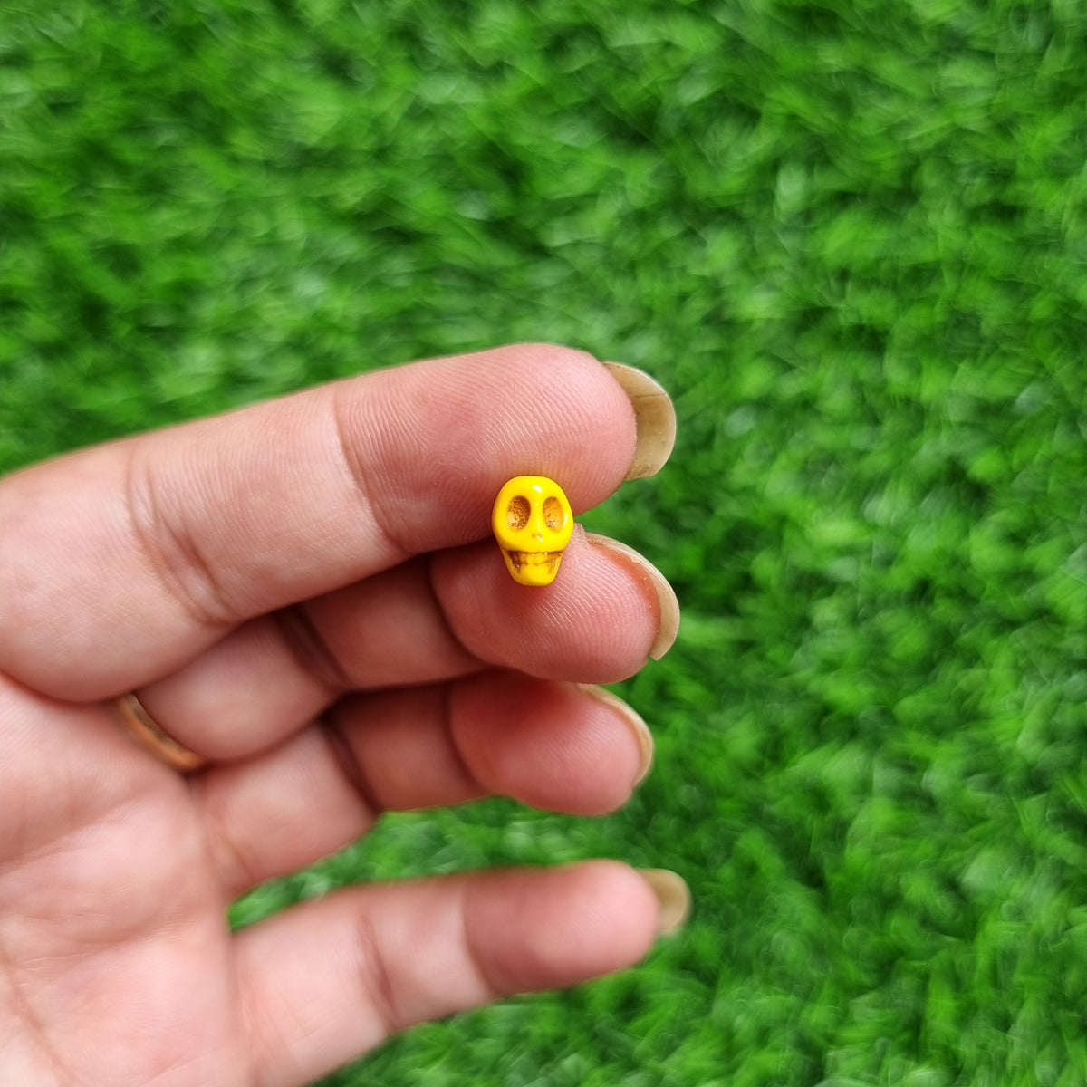 Synthetic Turquoise Beads - Skull