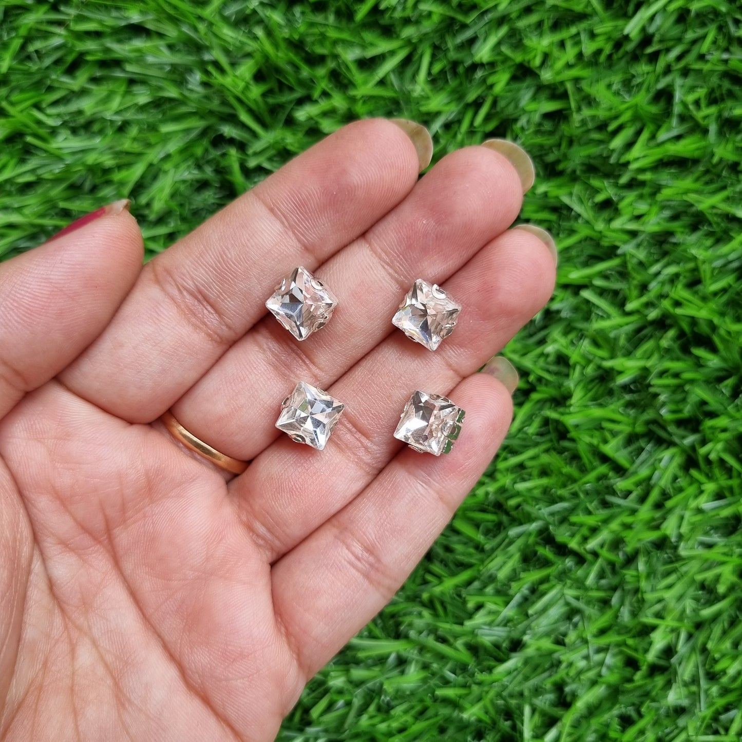 Sew-on Stones / Rhinestones - Square