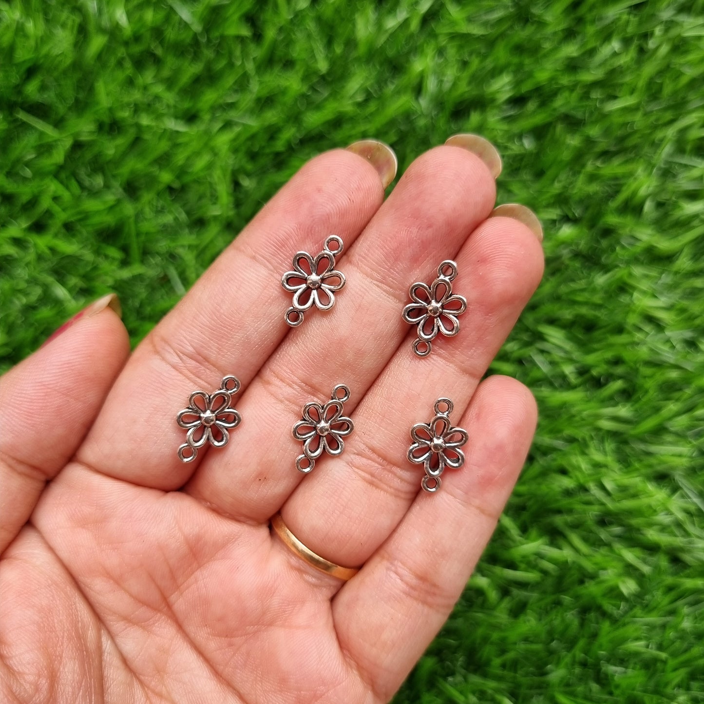 Metal Charm - Flower Connector