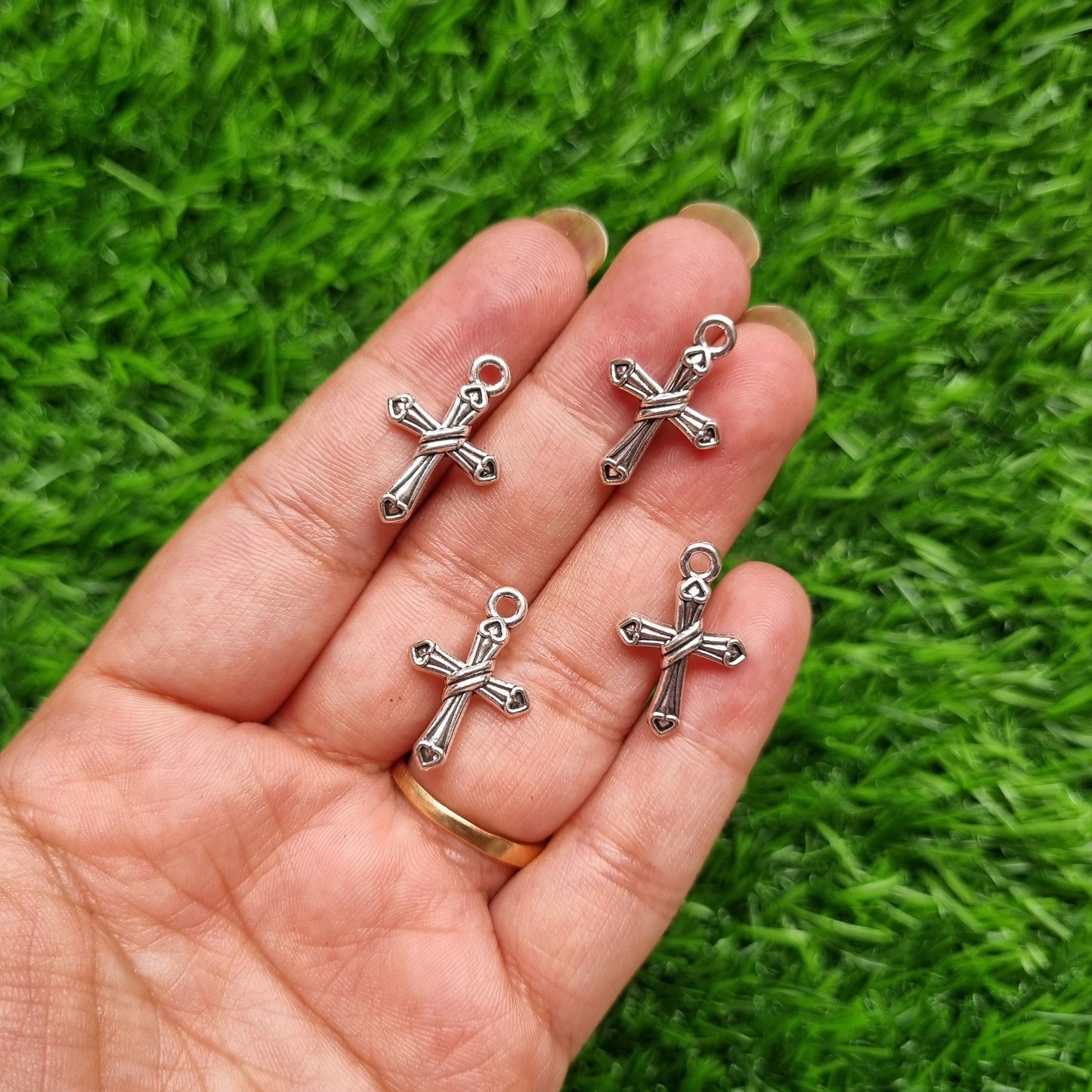 Metal Charm - Cross 11