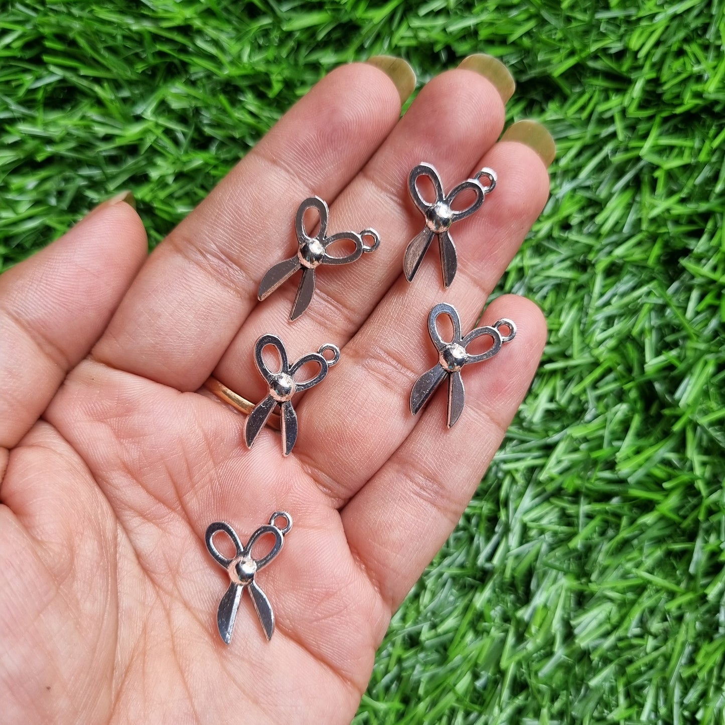 Metal Charm - Scissors