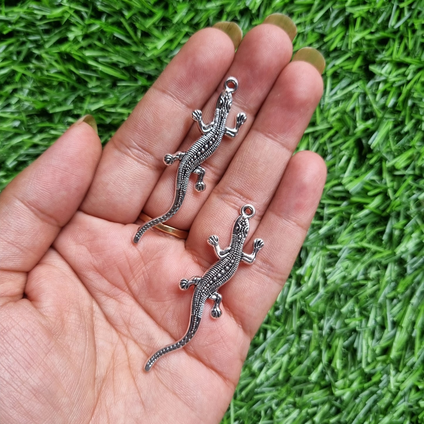 Metal Charm - Lizard
