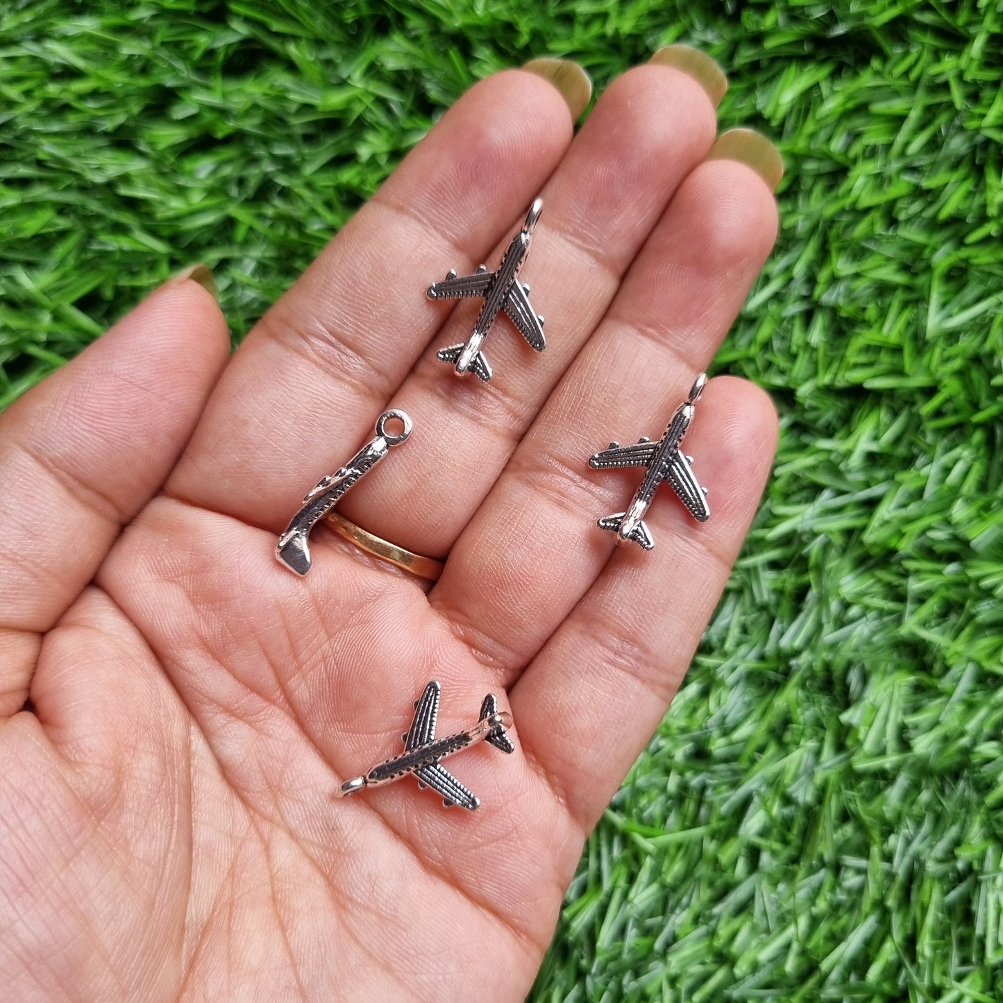 Metal Charm - Airplane / Aeroplane