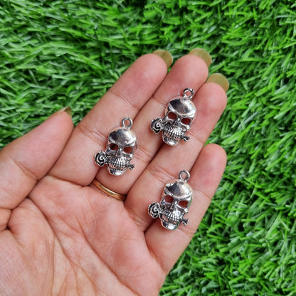 Metal Charm - Skull