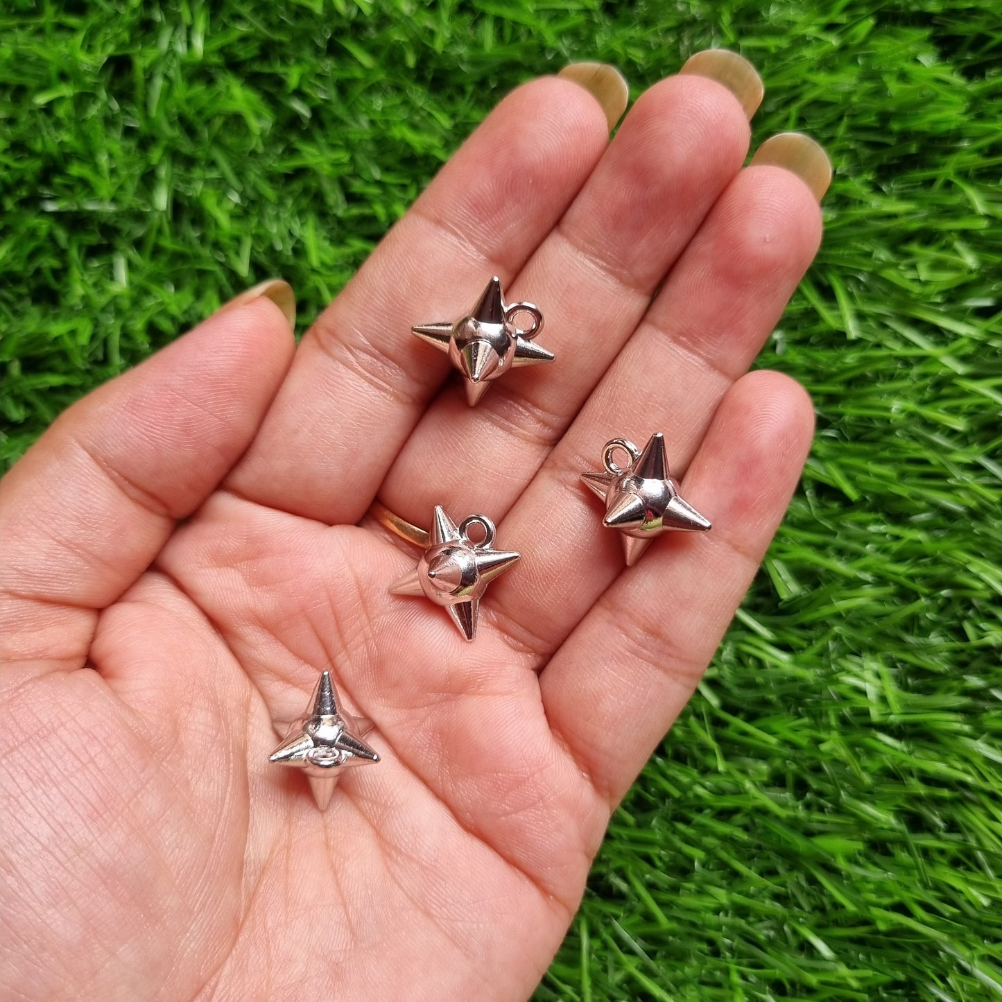 Metal Charm - 3D Meteor Hammer