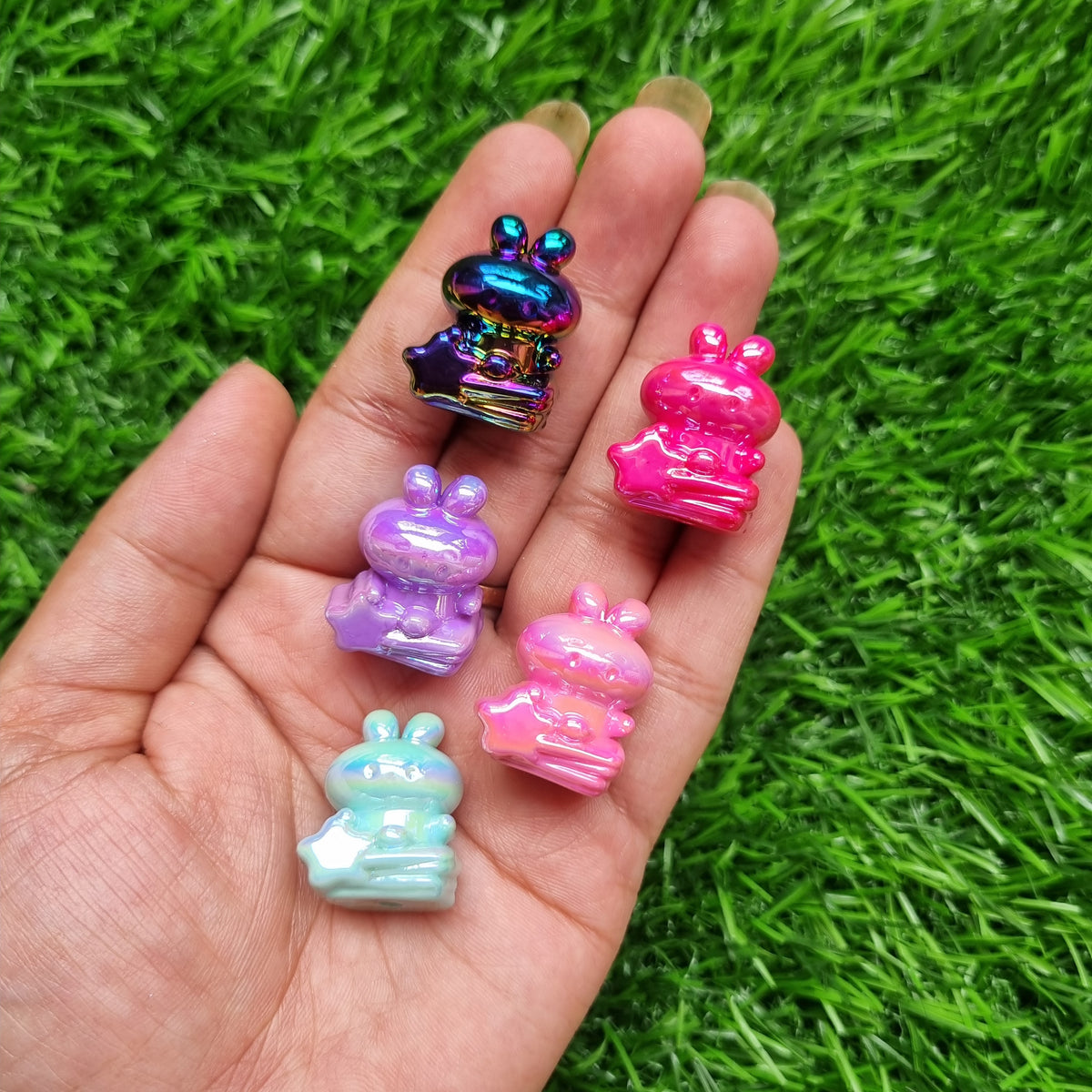 UV Plating Opaque Iridescent Rabbit Beads