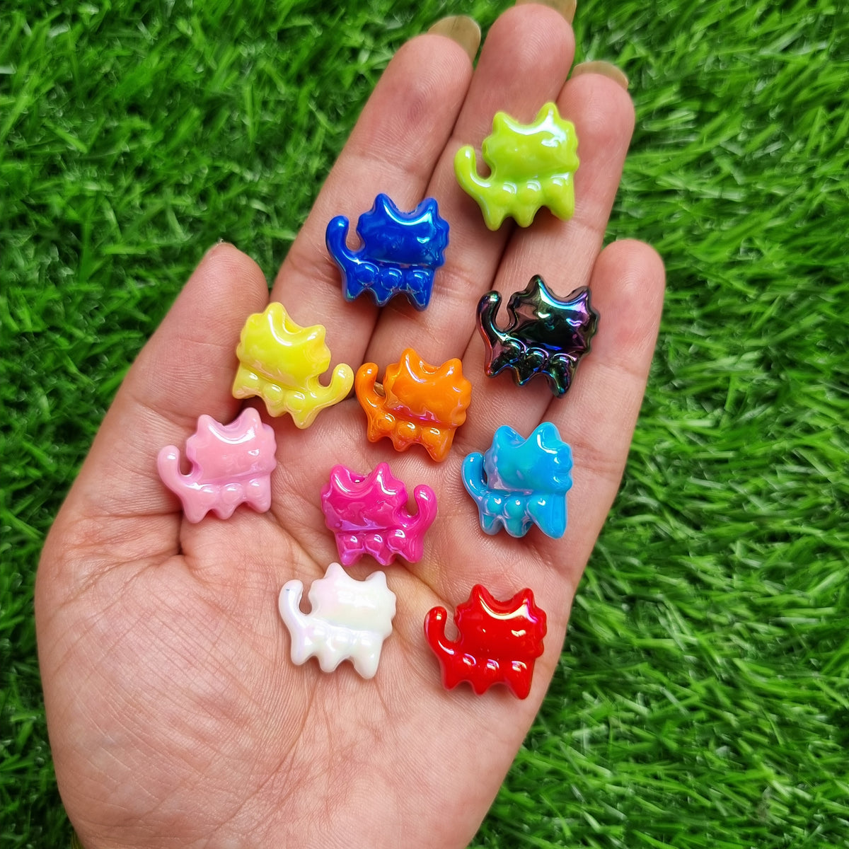 UV Plating Opaque Iridescent Cat Beads