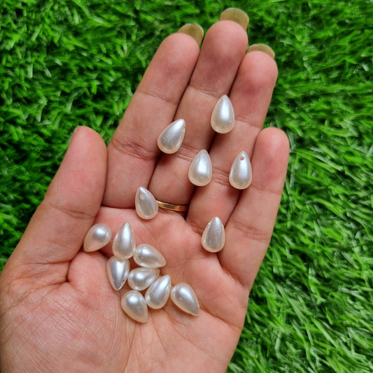 Acrylic Beads - Pearlish Drops