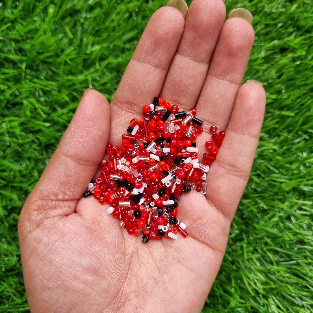 Red Beads Mezcla (Seed Beads + Pipe Beads + Cutdana)