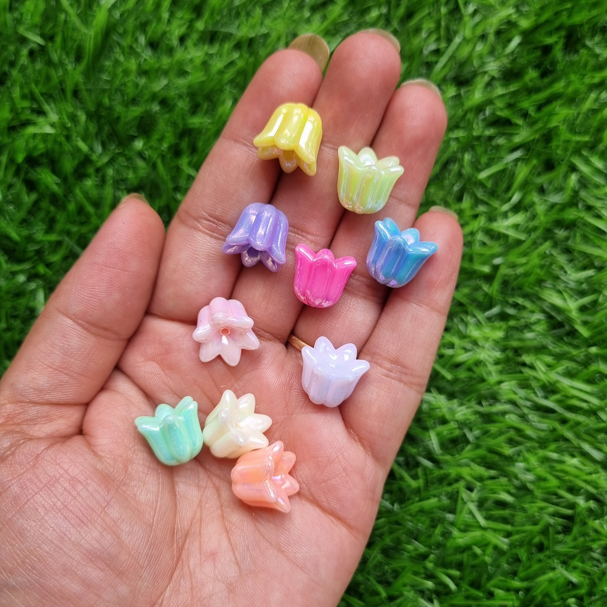 Acrylic Bell Flower Beads (Lily of the Valley)