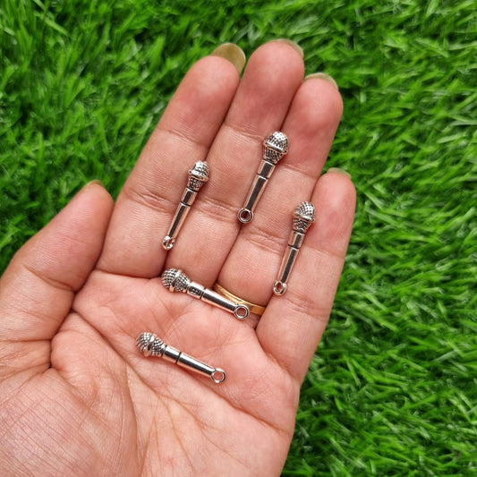 Metal Charms - Mic