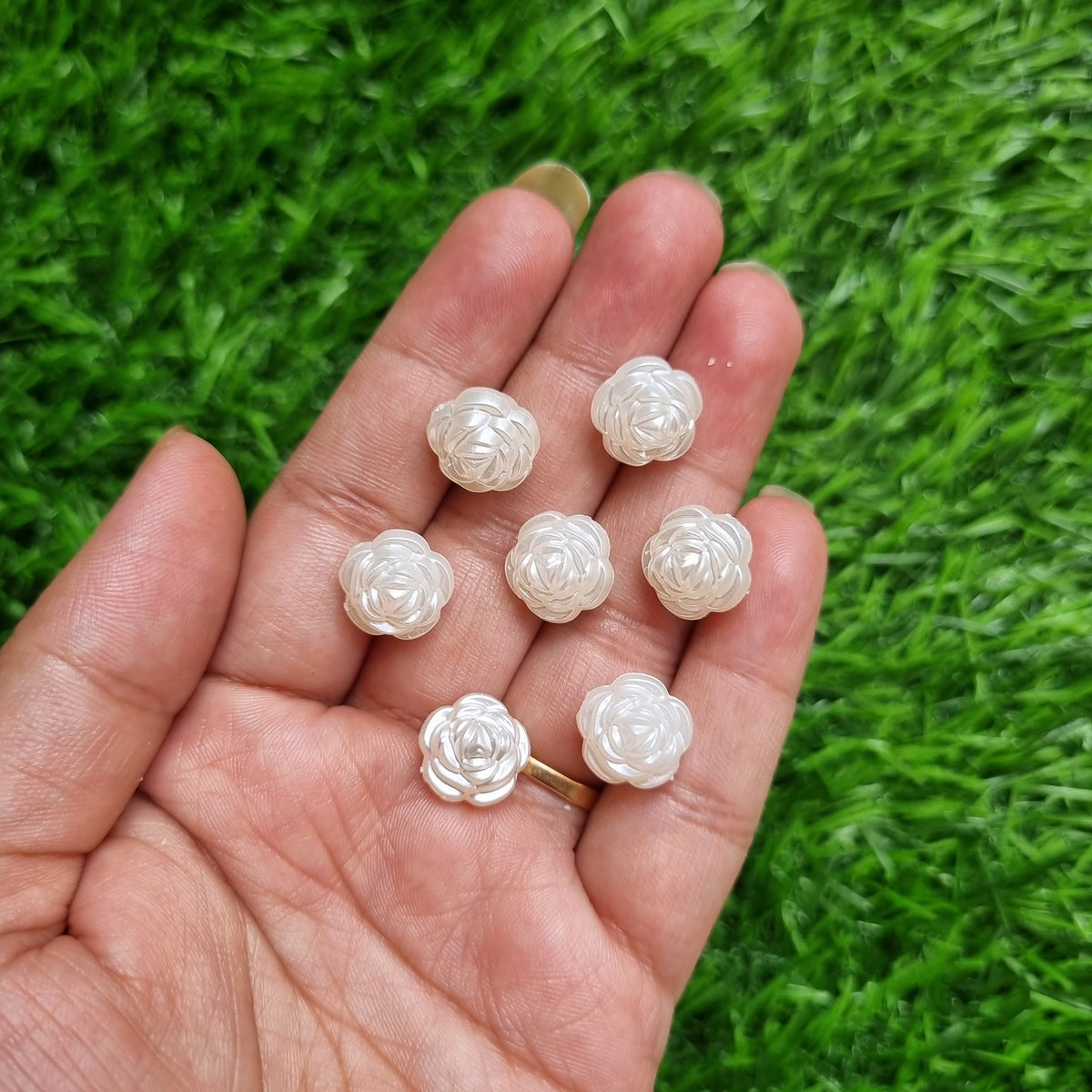 Pearlish Rose Beads