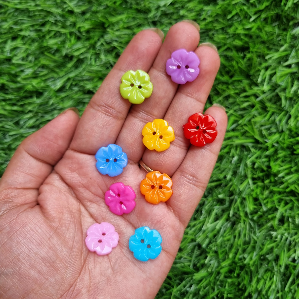 Acrylic Button - Flower 15mm