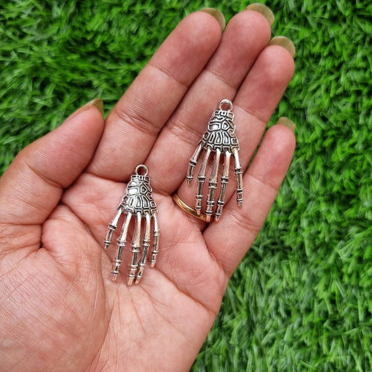 Metal Charms - Skull Hand