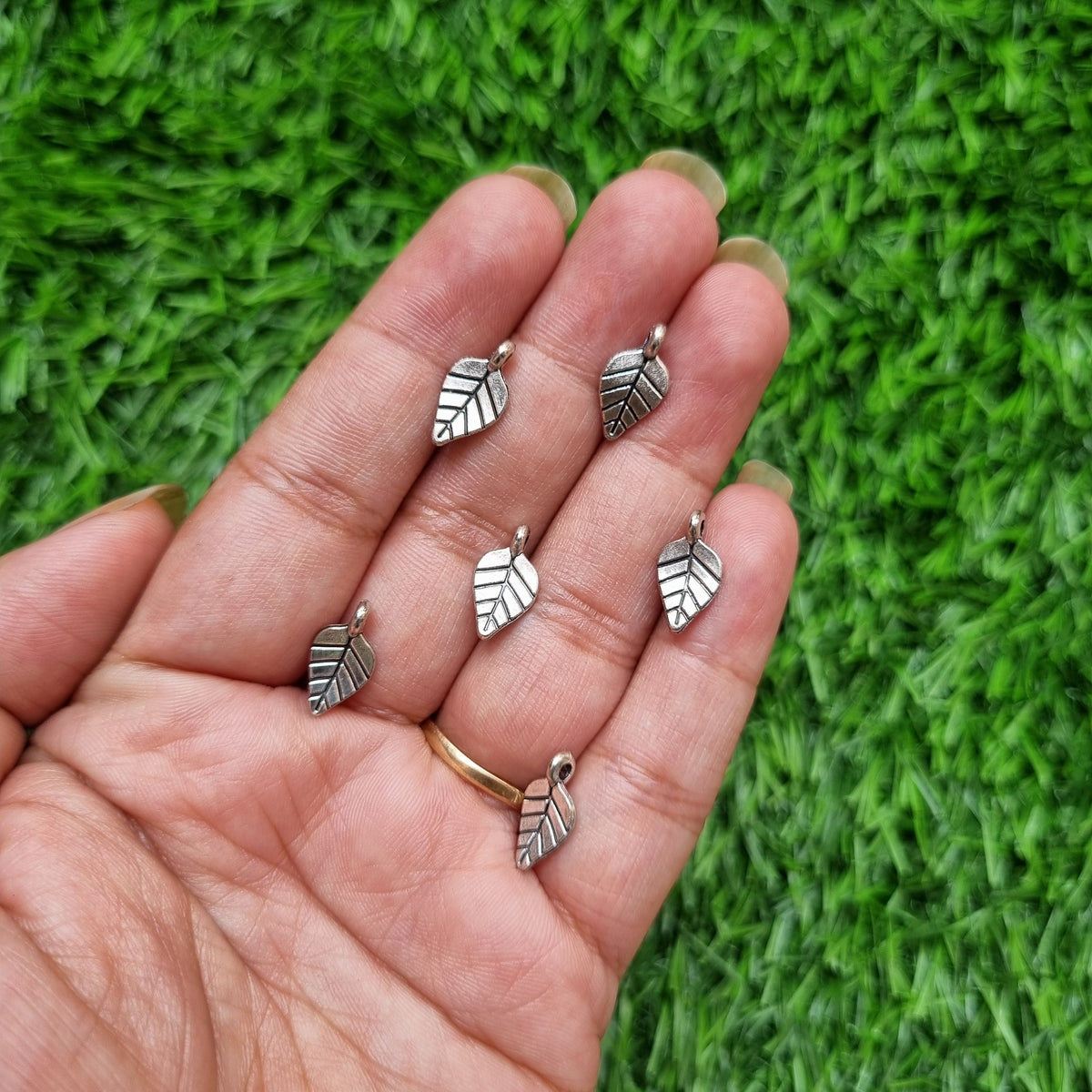 Metal Charms - Leaves 07