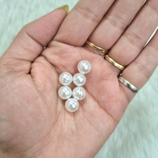 Acrylic Uncut Beads (Round)