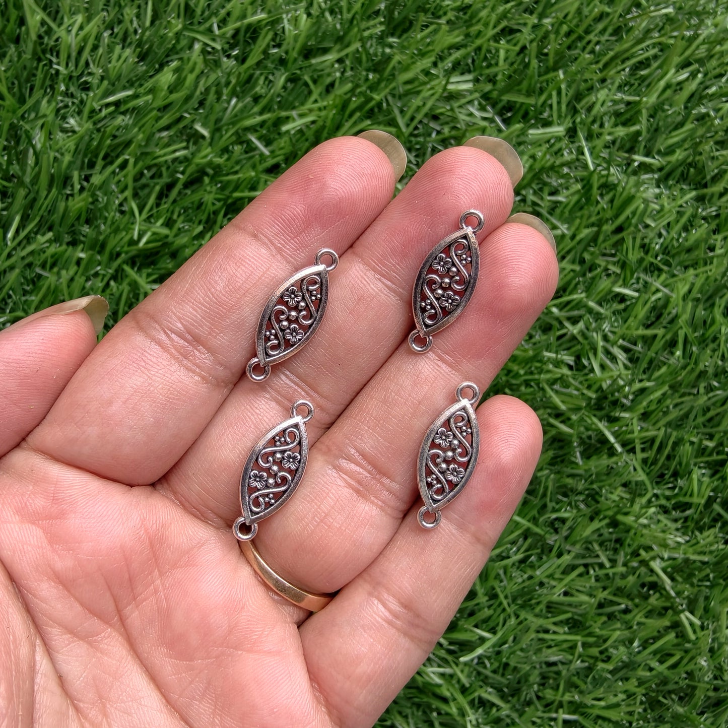 Metal Charms - Flower Connector