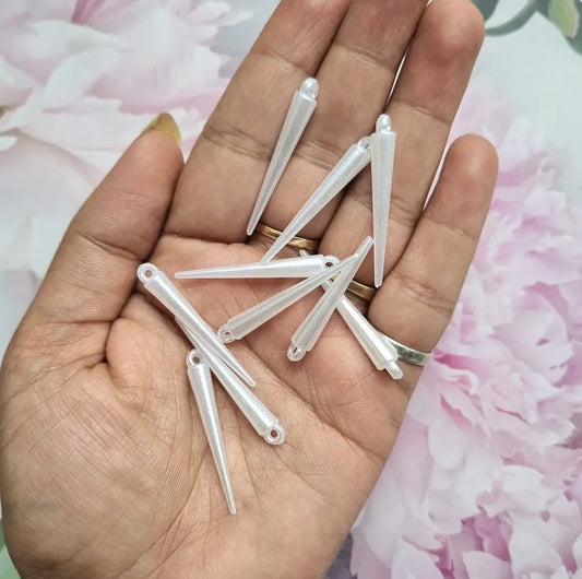 Acrylic Pearlish Spike Beads