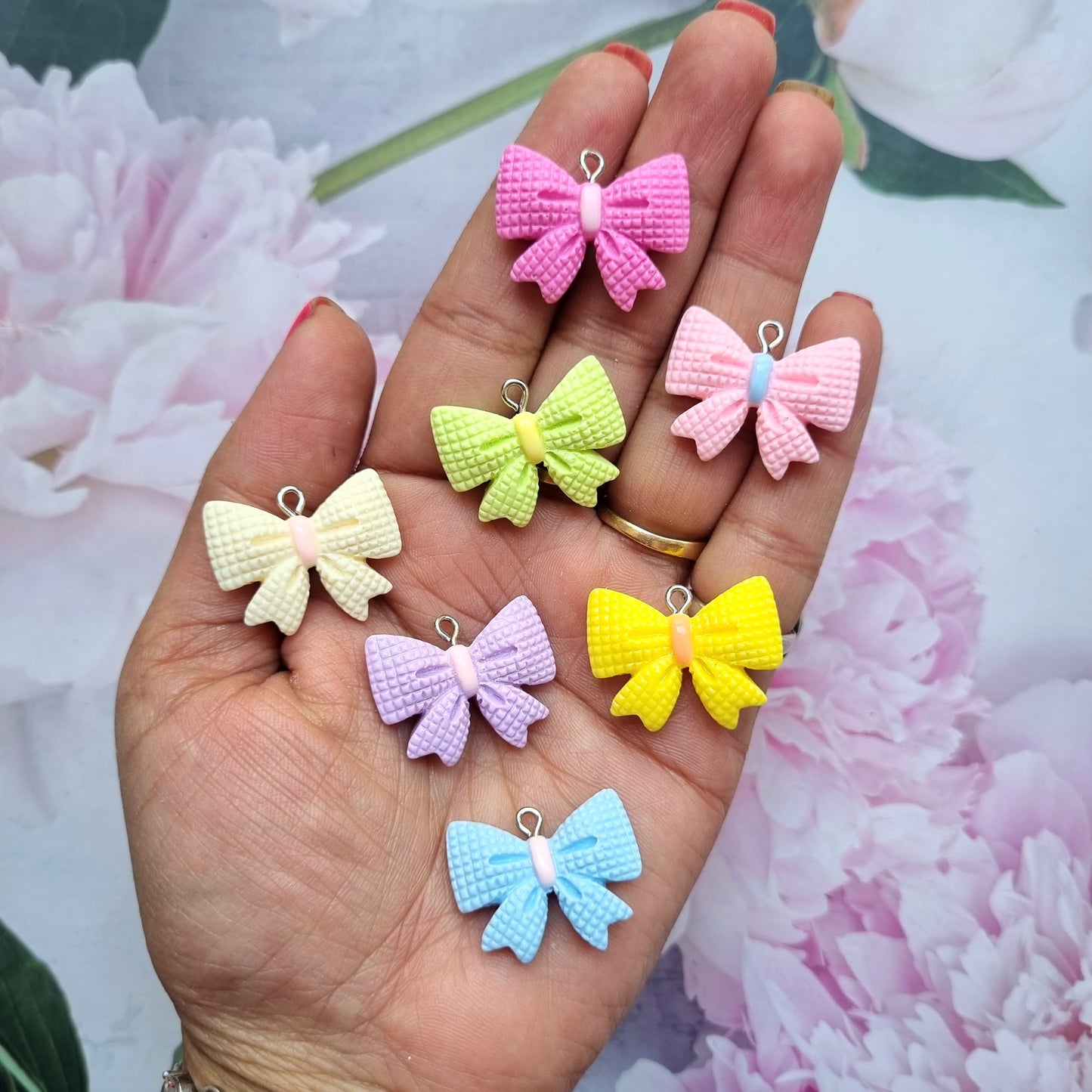 Resin Charms - Bow