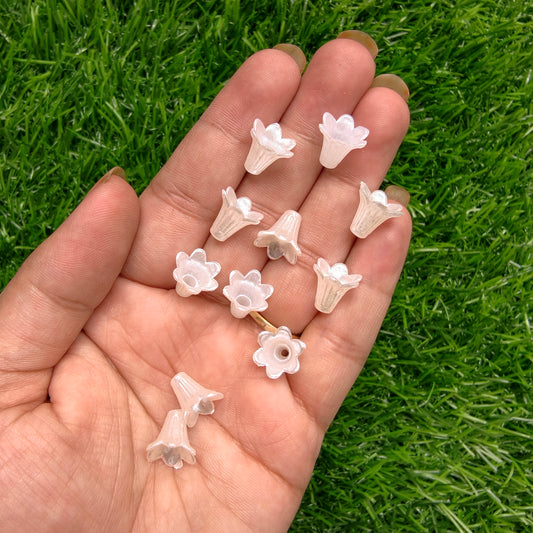 Acrylic Pearlish Flower Caps